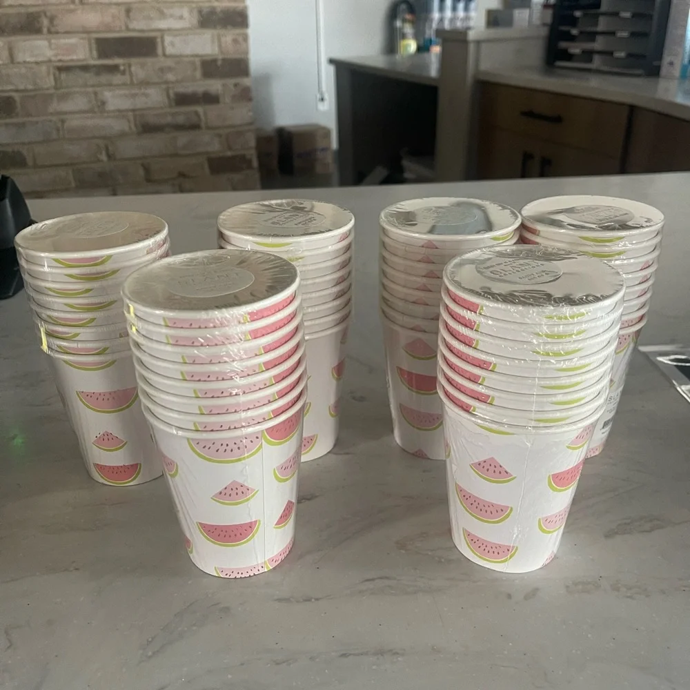 36 Disposable Party Cups